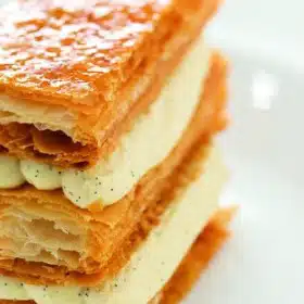 Image for the Mille-feuille minute à la gousse de vanille de Tahiti recipe